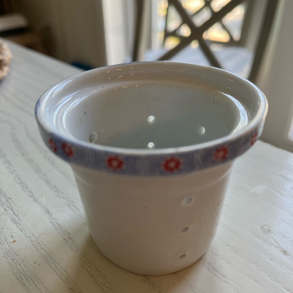 Vintage French cheese strainer mold ceramic with blue and white flower border